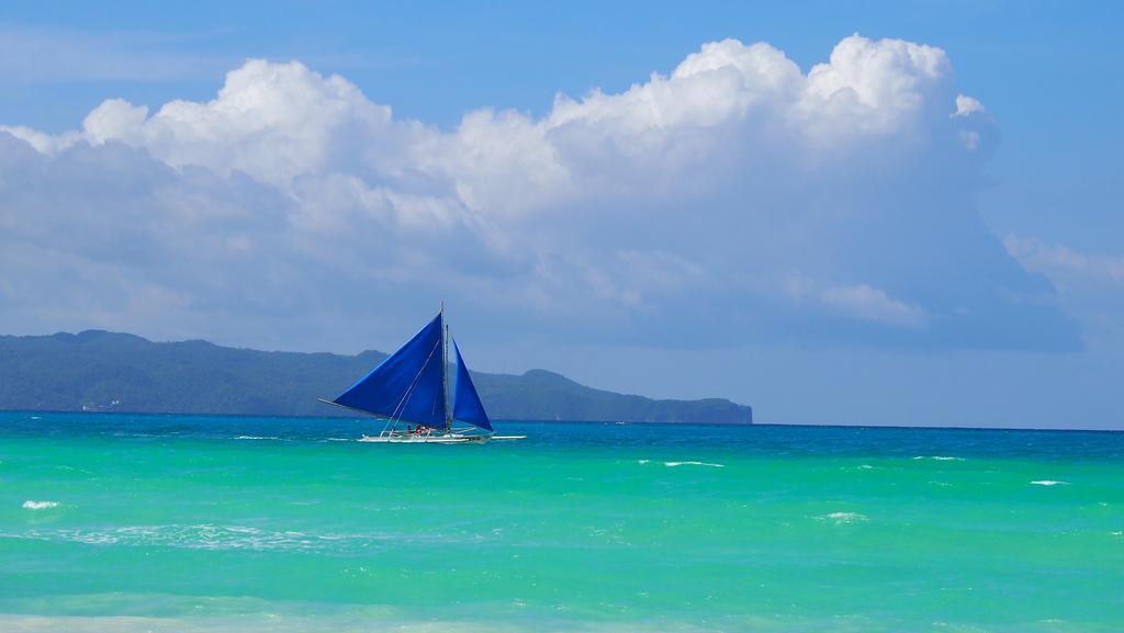 Fridays Boracay Beach Resort Balabag  Exterior foto