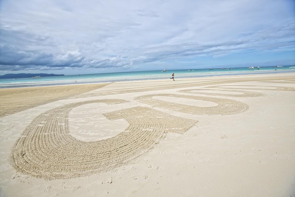 Fridays Boracay Beach Resort Balabag  Exterior foto