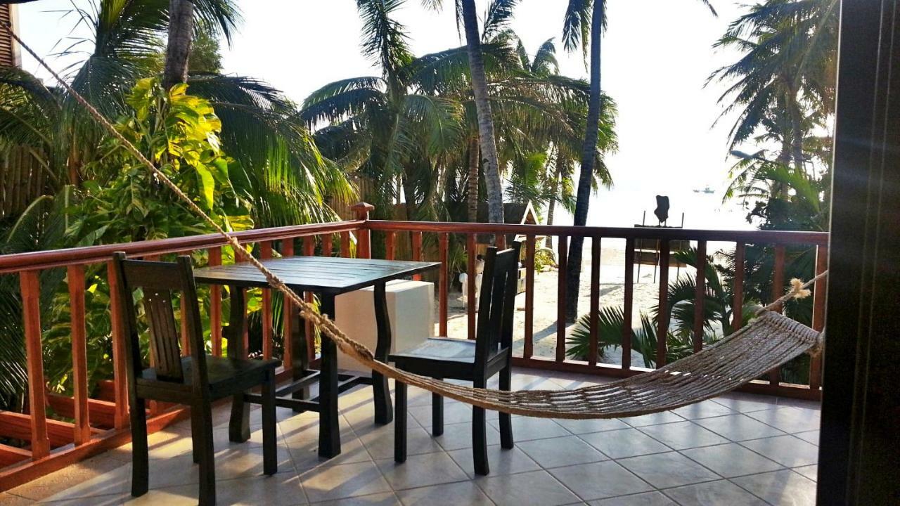 Fridays Boracay Beach Resort Balabag  Exterior foto